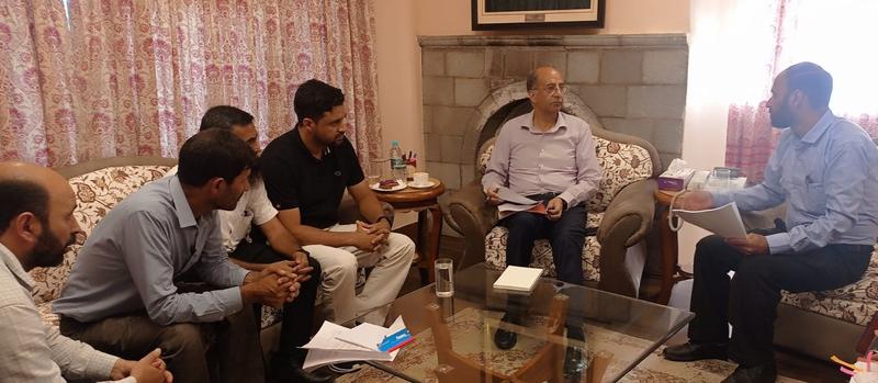 Advisor to CM meets public delegations