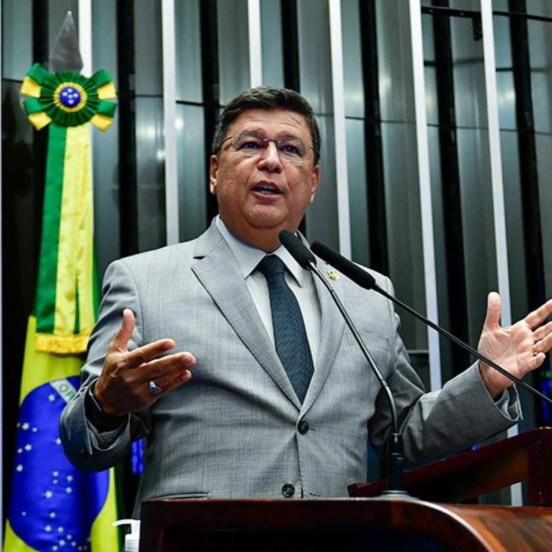 União-PP e PL estreiam poder da aliança na CPMI do INSS e ministros balança