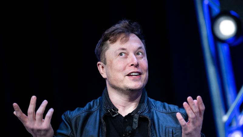 Musk rinuncia al suo partito? E Vance rischia il bacio della morte