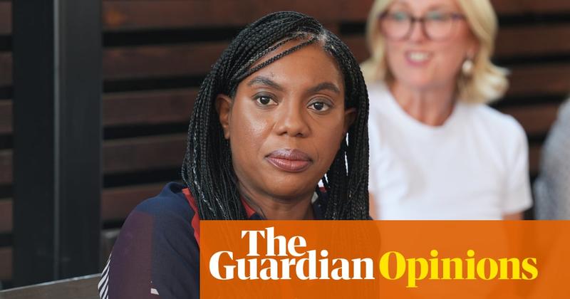 The Guardian view on Conservative asylum policy: the moderate Tory tradition faces extinction
