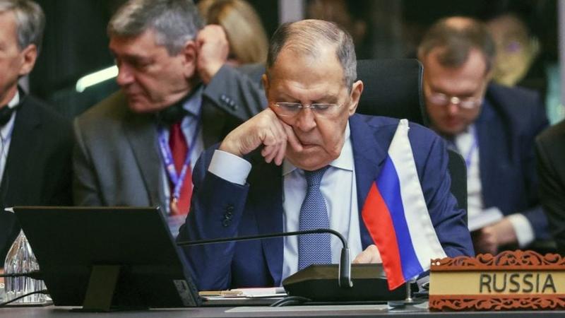 Lavrov: Želimo da Kina i Rusija učestvuju u pružanju garancija bezbednosti Ukrajini