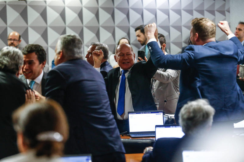 Revés expõe erosão do capital de Motta e Alcolumbre