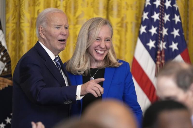The '60 Minutes' Squad Was Tick-Tick-Tick Terrific for Biden