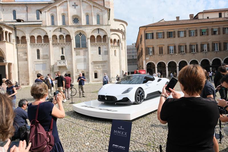 La lunga crisi della Maserati: Modena col Tridente spuntato, voci di vendita e ammortizzatori sociali