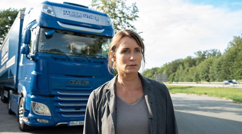 „Per Anhalter an die Ostsee“ und „Sonnenplätze“: Zwei Filme fordern die Familienidylle heraus
