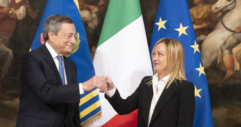Apre Draghi, chiude Meloni: il meeting che parla d'Italia 