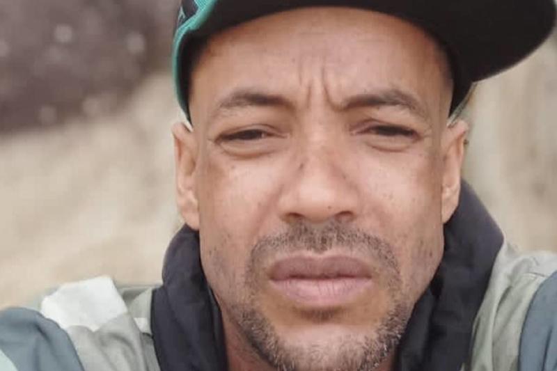 Vítima do crack, cantor dos anos 90 é condenado à prisão por tráfico
