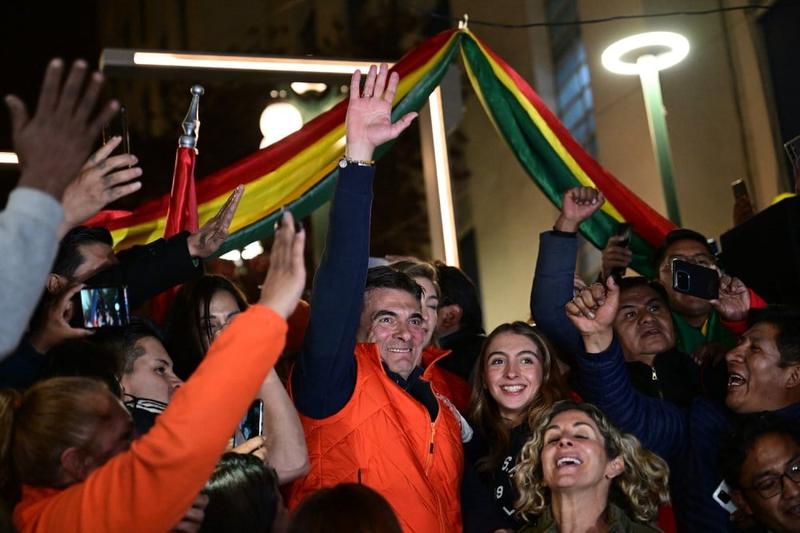 Bolivia Says ‘No MAS’