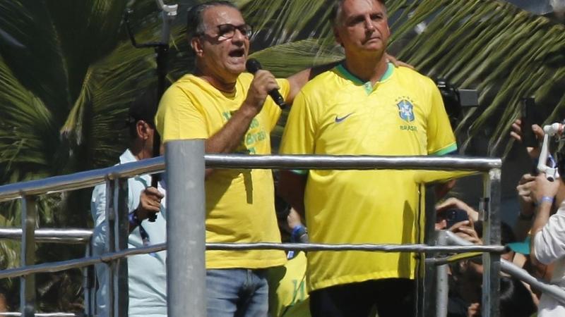 Áudios demonstram que Bolsonaro é fraco e pau mandado de Malafaia