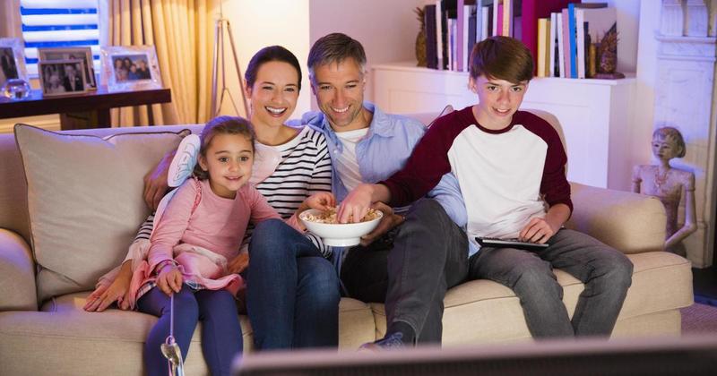 Spoilers, loud eating and asking questions - Brits reveal top TV bugbears
