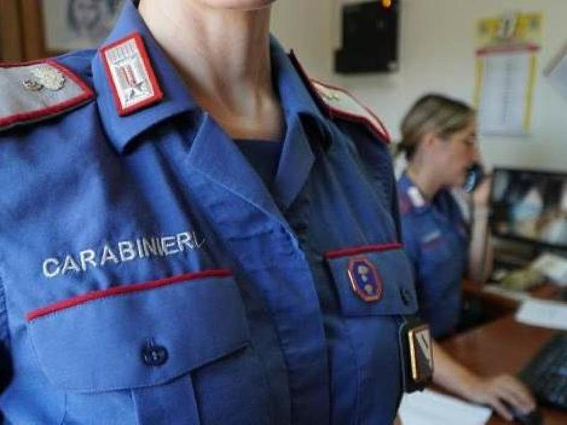 Minaccia l'ex fidanzata e pubblica onlineÂ le sue foto intime: arrestato un 38enne