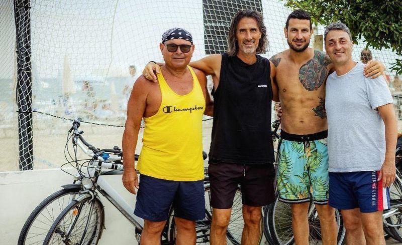 Beach volley 2x2 maschile. Parata di campioni sottorete: l’ex ct Mazzanti e il 