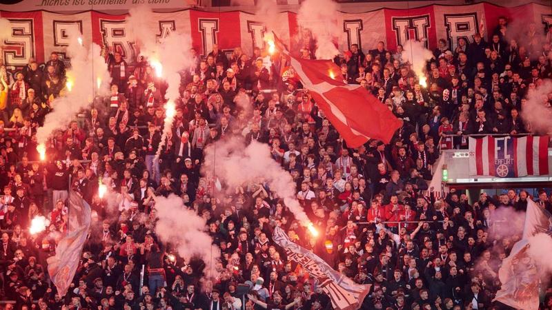 Top-Fußballspiel in Erfurt: Evag verstärkt Fahrten, Polizei steht bereit
