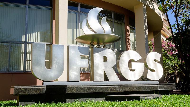 Entre o letreiro e a mordaça: a UFRGS e a inclusão seletiva