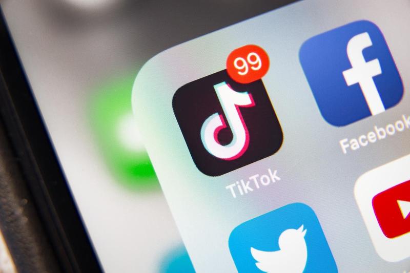 8 Smart Ways To Use TikTok Hashtags And Grow Your Audience