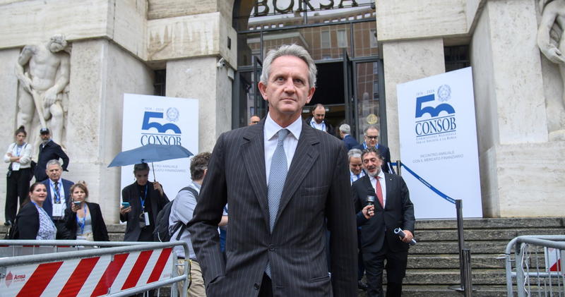 Il mercato archivia l'era Nagel 