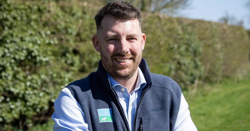 Extreme weather contrasts spark huge swings in farmers' buying choices