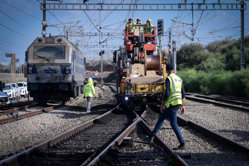 Tel Aviv train service to resume Sunday, after being suspended last week for repairs