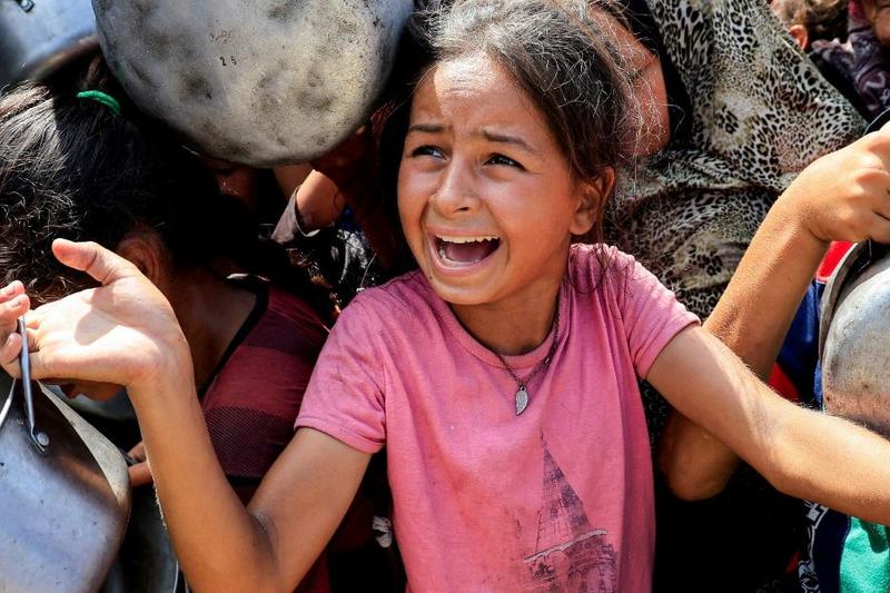 Riflessione Guerre, soprusi, menzogne: vediamo tutto, niente ci scuote. Ma perché?