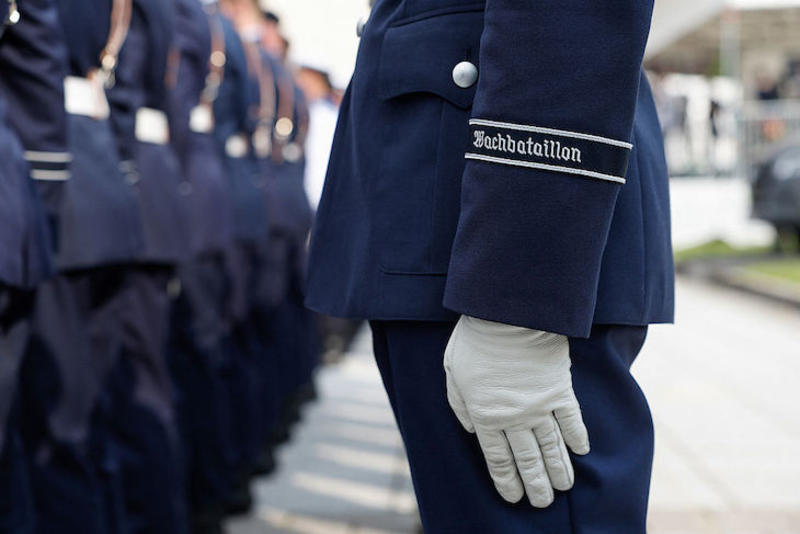Defence /					 													 						Will Germany really send troops to Ukraine?