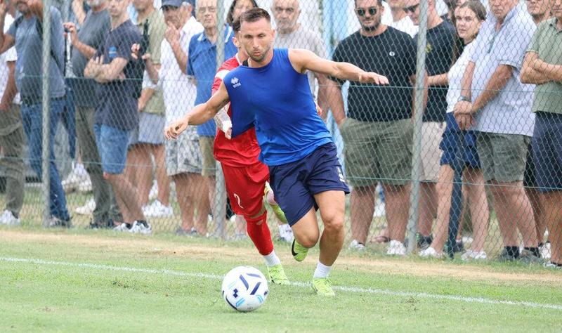 Un’Ars et Labor tutta in bianco per lo storico debutto ufficiale