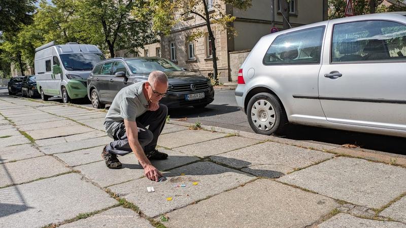 Auf Spurensuche in Berlin: Der Mann, der mit den Steinen redet