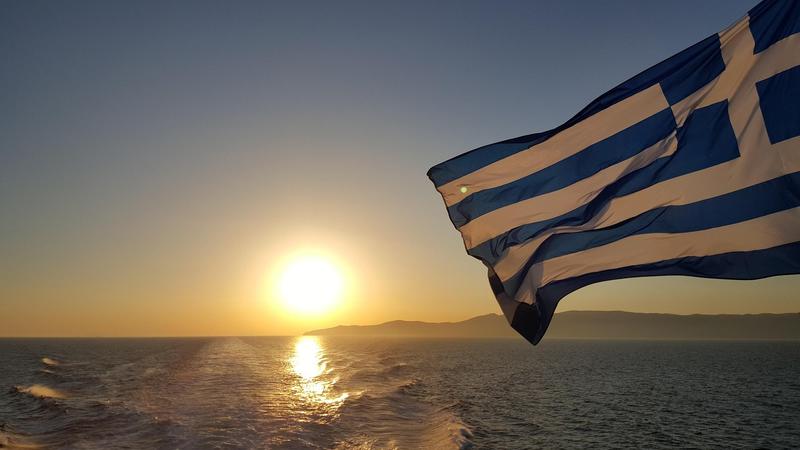 Χανόμαστε, αλλά πρέπει να προσπαθήσουμε να σωθούμε