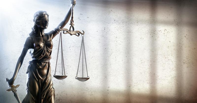 ¿El derecho penal otorga un trato de favor a ricos (plutofilia) y poderosos?