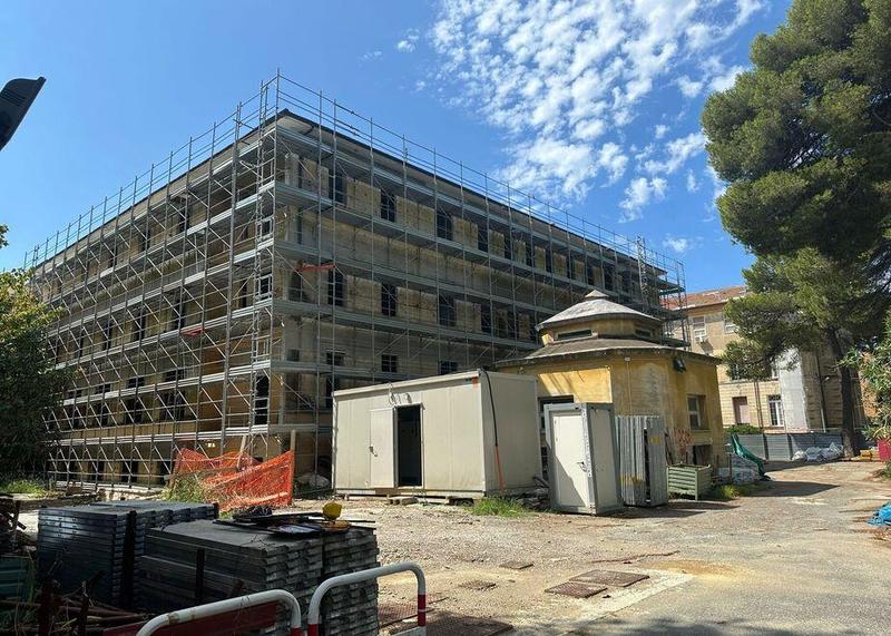 Padiglione 24, cantiere lumaca: slitta ancora la fine dei lavori