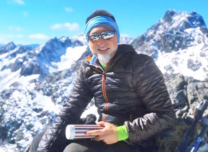 Chi è Fabio Medici, l’alpinista morto sul Monte Bianco davanti all’amico: travolto da ghiaccio e neve
