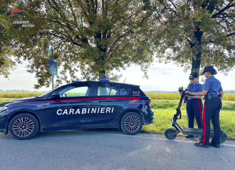 Spacciatori traditi dal monopattino