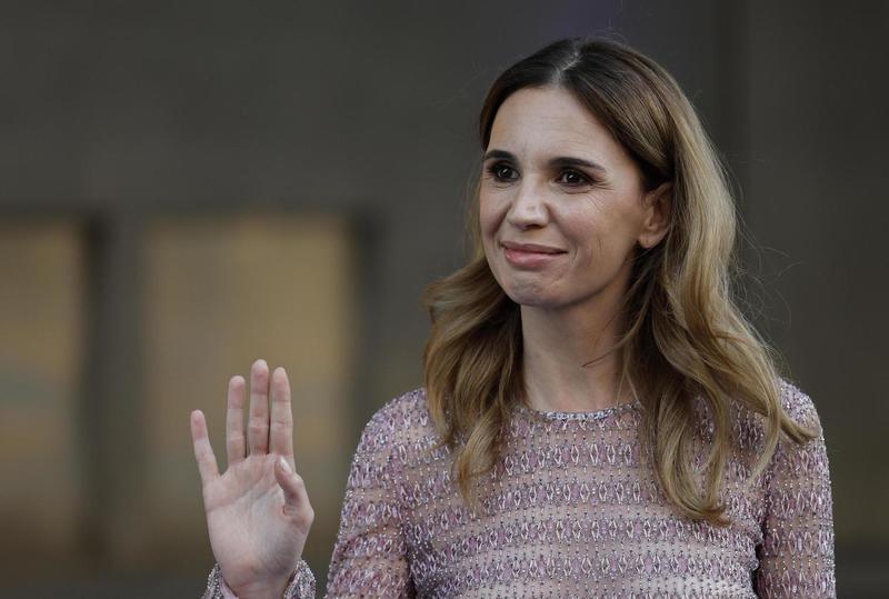 Emanuela Fanelli: “Addoloratissima per la Palestina, ma non ne parlo sul palco di Venezia. Con abito e gioielli sarei in imbarazzo”