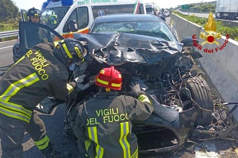 Tamponamento a catena in A14: otto feriti, uno grave