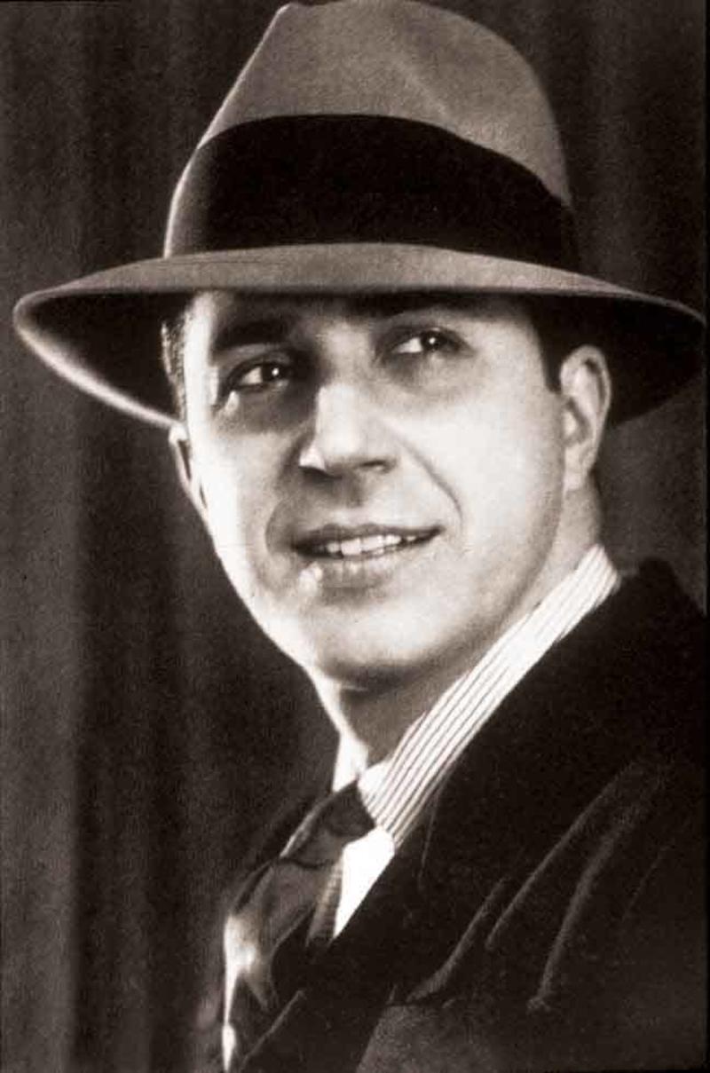 Gardel: el hombre que amaba a las mujeres