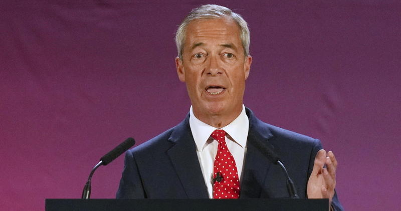 Britannici esasperati dai migranti. Ad averlo capito c'è solo Farage 