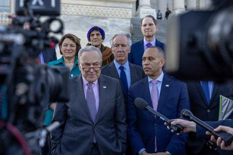 The Democrats’ Self-Destructive Fear of the Swing Voter