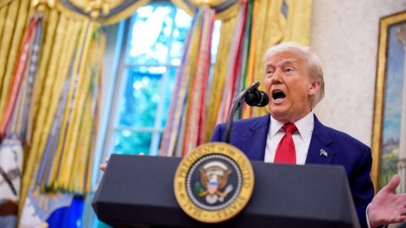 Trump, suposto defensor da 'liberdade de expressão', pede cassação de licenças da ABC e NBC