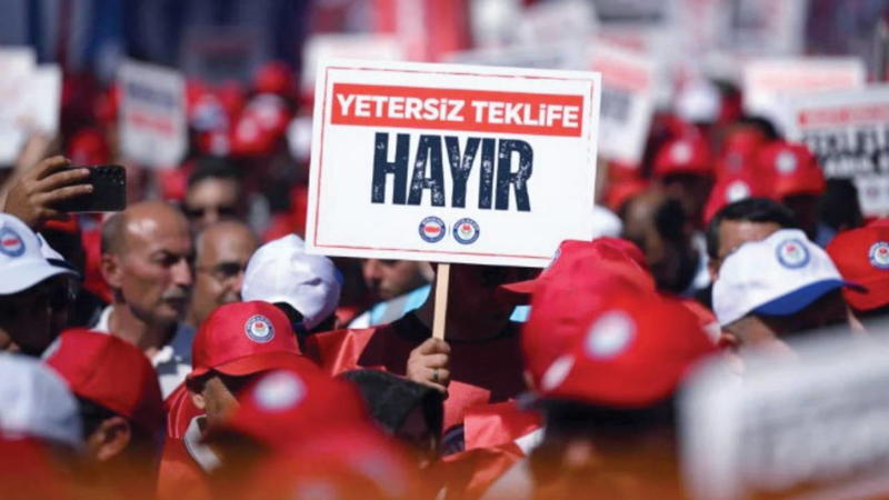 Emekçinin değil, iktidarın yanında - Devrim Onur Erdağ