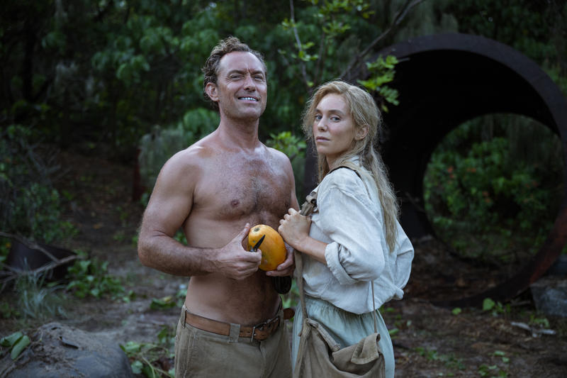 Jude Law Contributes Nothing But Full-Frontal Nudity in ‘Eden’