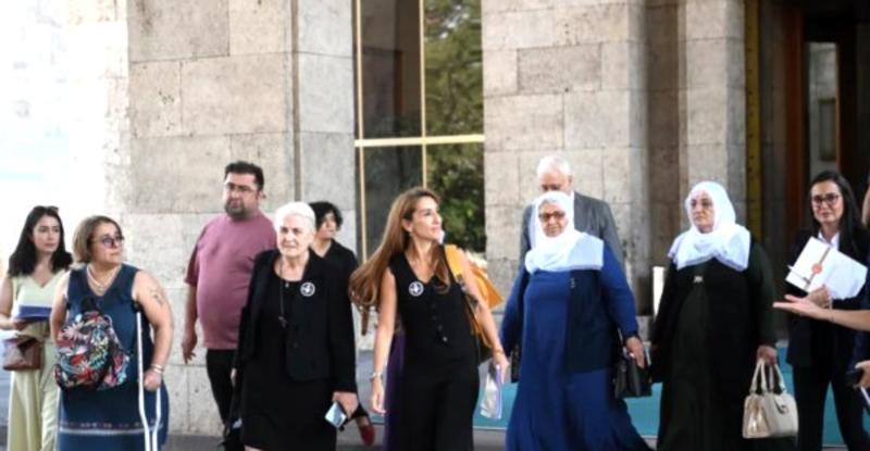 “Cumartesi Anneleri: 30 yıldır o Beyaz Toros’un peşinden koşuyoruz...”