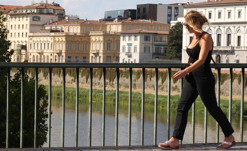 Il Ministero della Cultura chiede una relazione urgente sul “cubo nero” di Firenze /