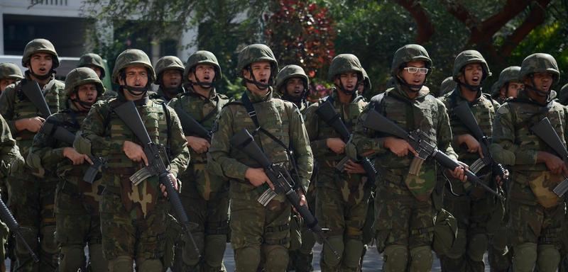 O reitor da UFPE é colaborador do Exército