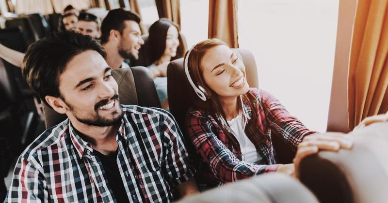 Do you like playing music on public transport without headphones? Then I despise you