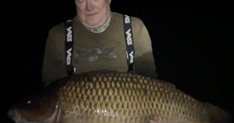 Angler reels in enormous 52lb carp