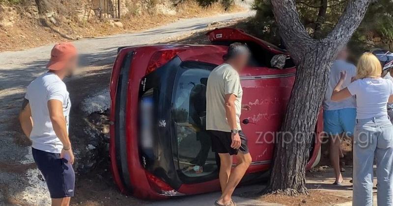Σοκαριστικό τροχαίο στα Χανιά – Αυτοκίνητο τούμπαρε και σφήνωσε σε δέντρο (βίντεο)