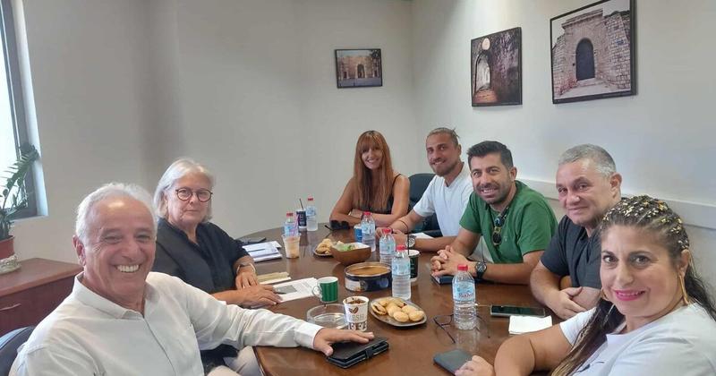 Ηράκλειο: Σχολική στέγη και σχολικές καθαρίστριες στο επίκεντρο συνάντησης