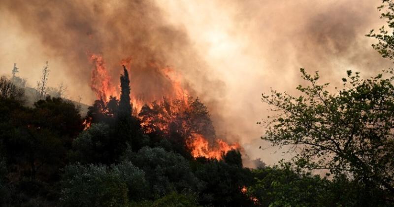 Συναγερμός για πυρκαγιά σε δύσβατο μέρος στη δυτική Φθιώτιδα