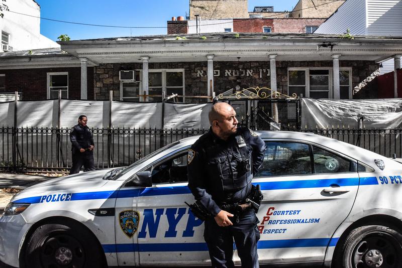 Some US Jewish groups prefer risk of violence to security grants requiring ICE cooperation