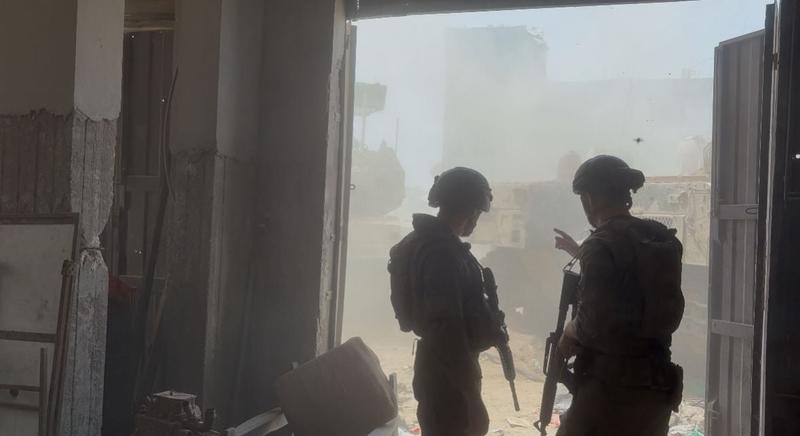 Back in Zeitoun for the 7th time, IDF adjusts its methods to dismantle Hamas stronghold