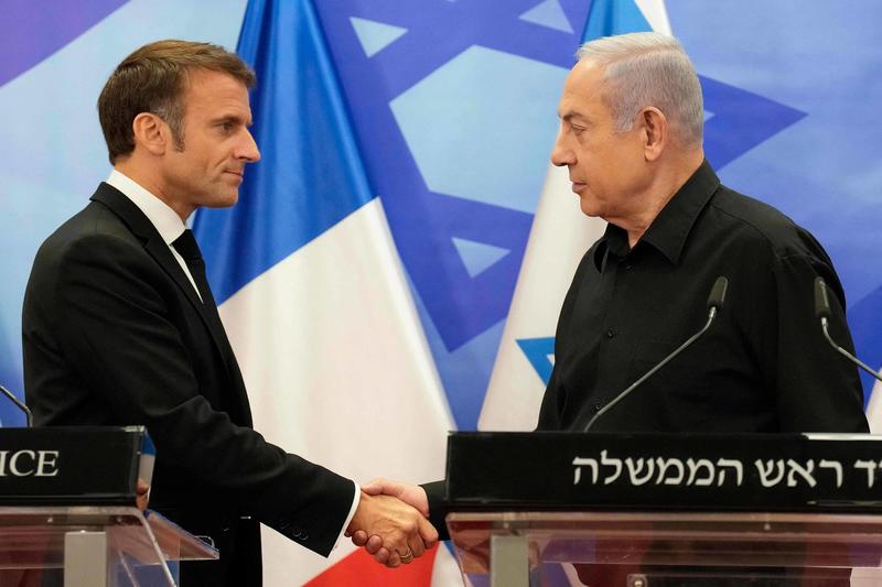 O antissemitismo no jogo de cartas diplomático de Netanyahu e Macron
